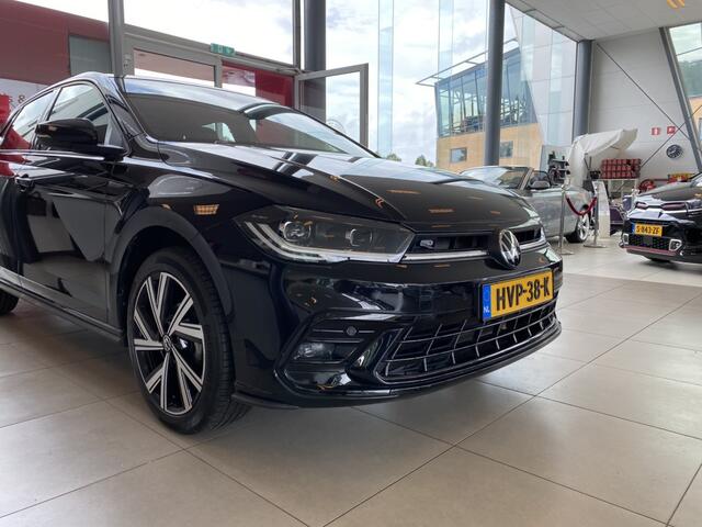 Volkswagen POLO 1.0 TSI R-Line,Automaat, Lage kilometerstand!!/Virtual cockpit/IQ Light/Adaptive cruise control/Navigatie/Apple carplay/Spraakbediening,Climate control/Stoelverwarming/Parkeersensoren rondom/DAB//17" Licht metalen velgen.