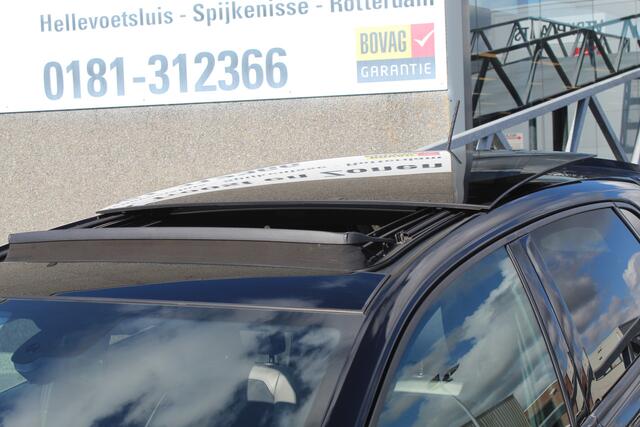Volkswagen POLO 2.0 TSI GTI Panoramadak/Navigatie/Virtual cockpit/Beats/Achteruitrijcamera/Cruise control/Climate control/Stoelverwarming/Apple carplay/Parkeersensoren rondom/Draadloze telefoonlader/Dodehoek detectie/18 Inch velgen
