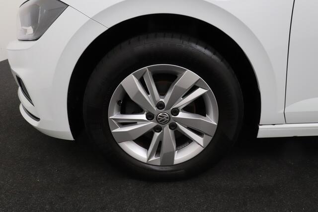 Volkswagen POLO 1.0 TSI Comfortline Carplay Adapt. Cruise