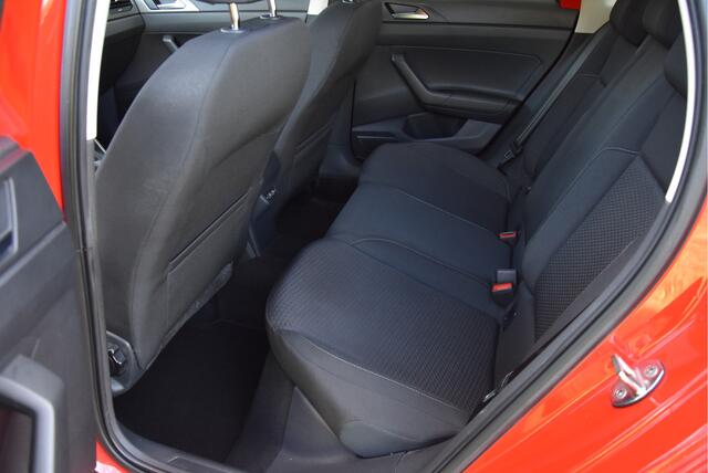 Volkswagen POLO 1.0 TSI 97 PK NAP navi parkeersensors ECC ACC Comfortline Business