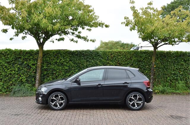 Volkswagen POLO 1.0 TSI 96 PK parkeersensor IQ Drive carplay NAP 1e eigenaar Nieuwstaat!
