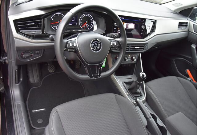 Volkswagen POLO 1.0 TSI 96 PK parkeersensor IQ Drive carplay NAP 1e eigenaar Nieuwstaat!