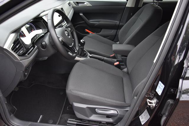 Volkswagen POLO 1.0 TSI 96 PK parkeersensor IQ Drive carplay NAP 1e eigenaar Nieuwstaat!