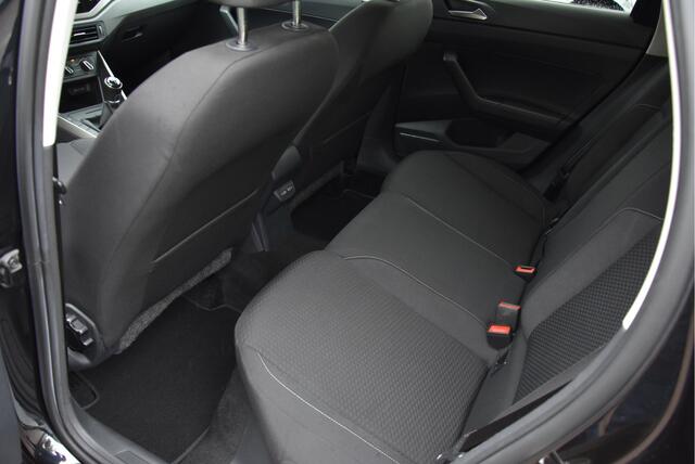 Volkswagen POLO 1.0 TSI 96 PK parkeersensor IQ Drive carplay NAP 1e eigenaar Nieuwstaat!