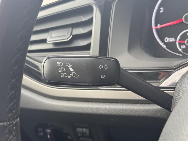 Volkswagen POLO 1.0 TSI Comfortline Lichtmetaal ! Navigatie !