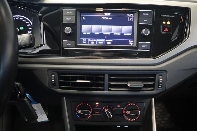 Volkswagen POLO 1.0 TSI Comfortline Automaat PDC