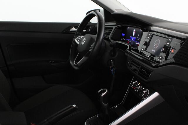 Volkswagen POLO 1.0 MPI > Stoelverwarming/Apple Carplay/Android Auto/Parkeersensor voor en achter