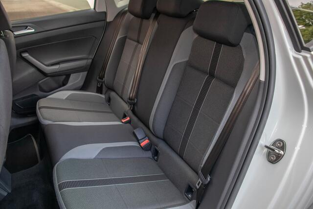 Volkswagen POLO 1.0 TSI Style, Origineel NL, Navigatie, Matrix LED, PDC, Carplay, Adaptive Cruise, DAB+, Lane Assist.