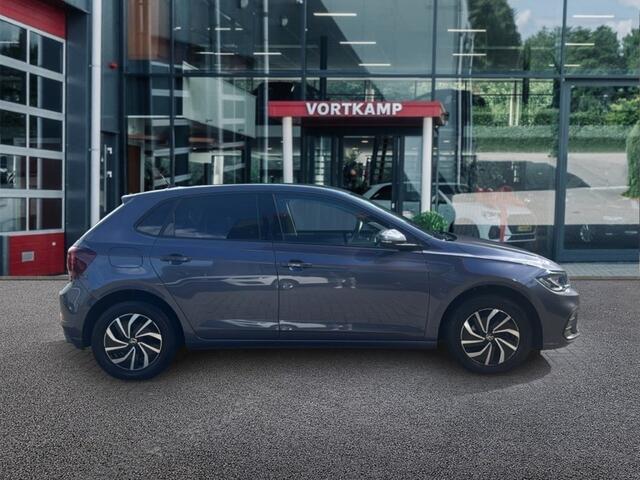 Volkswagen POLO 1.0 TSI LIFE CAMERA/CARPLAY/PDC/AIRCO