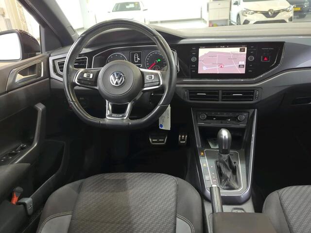 Volkswagen POLO 1.0 TSI 2x R-Line / AUTOMAAT/ PARK. SENSOREN/ NAVI/ CLIMA/ GETINT GLAS/ 16" LMV