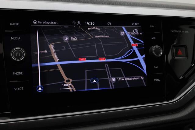 Volkswagen POLO 1.0 TSI 95 pk Style | Panoramadak | IQ Light | Achteruitrijcamera | Stoelverwarming