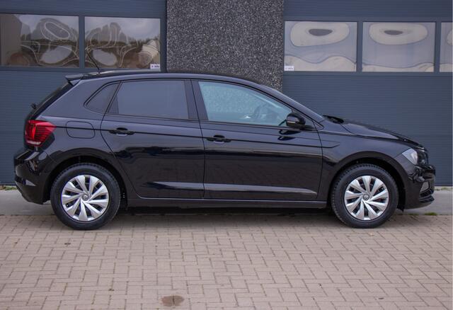 Volkswagen POLO 1.0 Comfortline Business | Climate | Stoelverwarming | Stuurbediening | Bluetooth | 2 X PDC | Front Assist | Deep Black Pearl Metallic | Dealer Onderhouden | Garantie