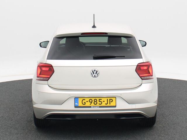 Volkswagen POLO 1.0 TSi Highline | Adaptive Cruise | Carplay | Parkeersensoren | Navigatiesysteem | Climate Control | LED | 16 Inch | 8.703 Km!!