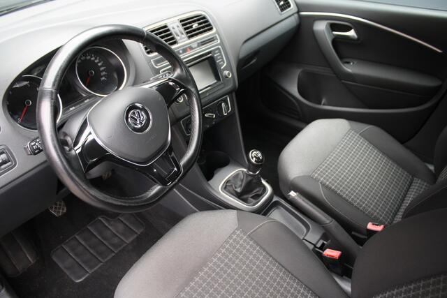 Volkswagen POLO 1.2 TSI Comfortline Connected Series