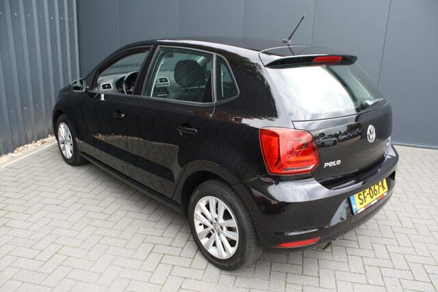 Volkswagen POLO 1.2 TSI Comfortline Connected Series
