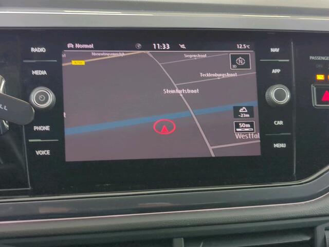 Volkswagen POLO 1.0 TSI 96pk Highline Business R-Line / Panoramadak / Virtual Cockpit / R-Line interieur