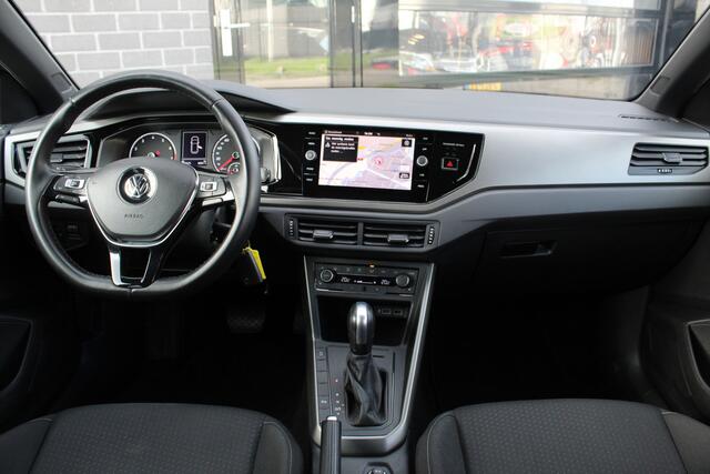 Volkswagen POLO 1.0 TSI Highline / Carplay / Automaat / Stoelverwarming