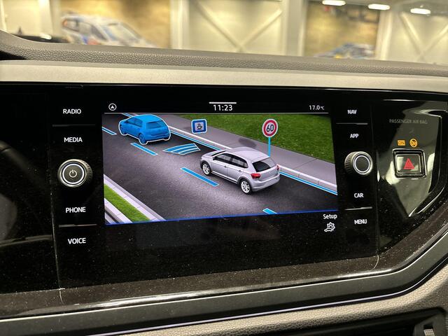 Volkswagen POLO 1.0 TSI 95pk DSG R-Line · Camera · Apple/Android Car Play · P-Sensoren· Getint Glas · Verkeersbord Herkenning · 16'' Inch · Garantie t/m 24-11-2028 of 100.000km