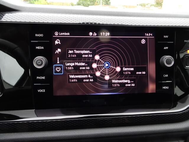 Volkswagen POLO 1.0 TSI Life Business Automatische airco, navigatie, parkeersensoren voor en achter, cruise controle, licht metalen velgen, app-connect, enz.