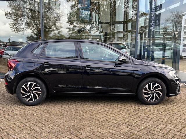 Volkswagen POLO 1.0 TSI Go | PARKEERSENSOREN V+A | DIGITAAL COCKPIT | CRUISE CONTROL | CARPLAY | LANE ASSIST | VERMOEIDHEIDSHERKENNING | INKLAPBARE SPIEGELS |