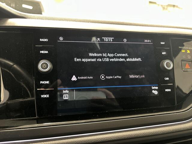 Volkswagen POLO 1.0 TSI 95pk DSG R-Line · Apple/Android Car Play · Navigatie · P-Sensoren · ACC · Climatronic · 16'' Inch · Garantie t/m 10-01-2027 of 100.000km