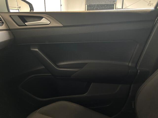 Volkswagen POLO 1.0 TSI Comfortline PDC. Carplay!