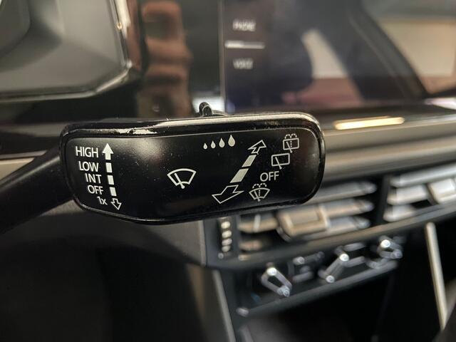 Volkswagen POLO 1.0 TSI Comfortline PDC. Carplay!