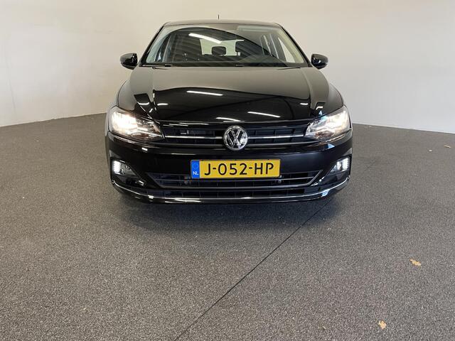 Volkswagen POLO 1.0 TSI Highline Navigatie Apple Carplay/Android Auto Adaptieve Cruise Control Lichtmetalen velgen Climate Control