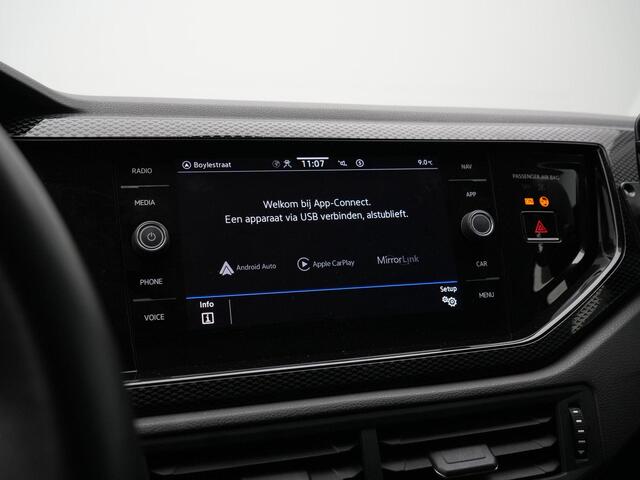 Volkswagen POLO 1.0 TSI 95 pk DSG Life | Achteruitrijcamera | Stoelverwarming | Navigatie | Keyless | DAB | 15 inch