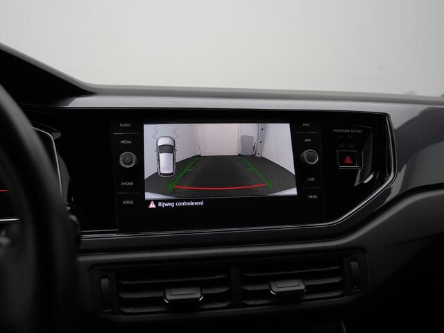 Volkswagen POLO 1.5 TSI 150 pk DSG Highline / R-Line | Panoramadak | Achteruitrijcamera | Navigatie | Stoelverwarming