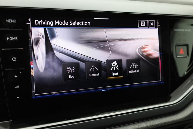 Volkswagen POLO 1.0 TSI 110 pk DSG R-Line Business+ | Navigatie Discover Pro | IQ Light | Stoelverwarming | Adaptive Cruise |