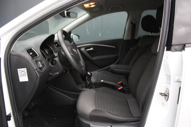 Volkswagen POLO 1.2 TSI Comfortline Connected Series - NAVIGATIE - PDC - CRUISE CONTROL
