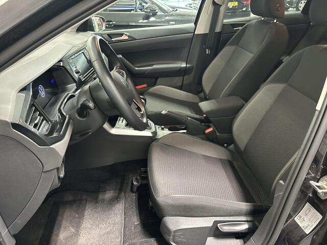 Volkswagen POLO 1.0 TSI 95pk Life · Airco · P-Sensoren · Apple/Android Car Play · Getint Glas · ACC · 15'' Inch · Garantie t/m 18-09-2027 of 100.000km
