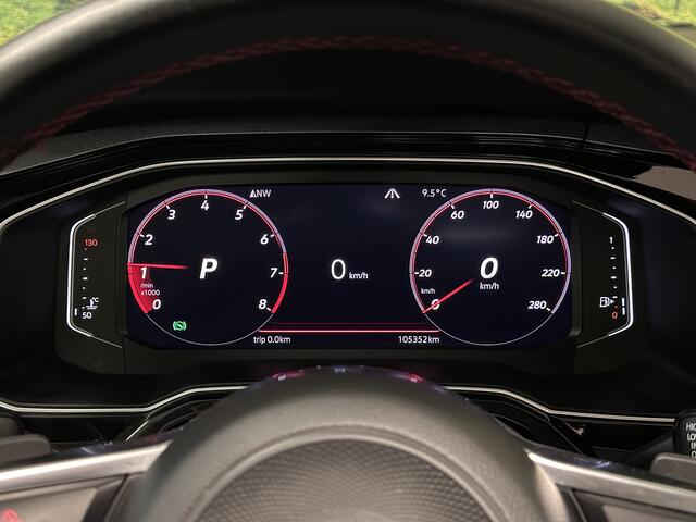 Volkswagen POLO 2.0 TSI GTI | Elektrisch Panoramadak | Achteruitrijcamera | Keyless Entry/Go | Apple Carplay/Android Auto | Dodehoek Detectie | Parkeersensoren | Stoelverwarming | Lane Assist |