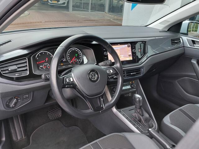 Volkswagen POLO 1.0 TSI 96pk DSG Highline Executive 5-Deurs | Navi | Apple Carkit+Android Auto | Clima | Adap.Cruise | Stoelverwarming | Sfeerverlichting | Pdc V+A | Licht+Regensensor | Mistlampen | 16''lm