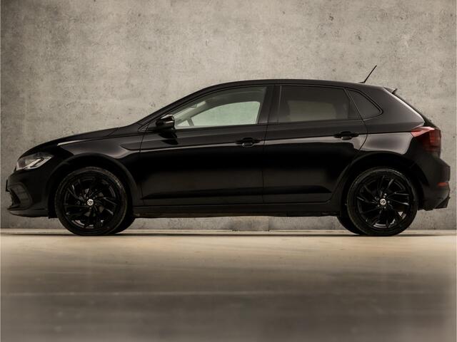 Volkswagen POLO 1.0 TSI Sportline Automaat (VIRTUAL COCKPIT, APPLE CARPLAY, GROOT NAVI, KEYLESS, CLIMATE, CAMERA, LM VELGEN, SPORTSTOELEN, GETINT GLAS, NIEUWSTAAT)