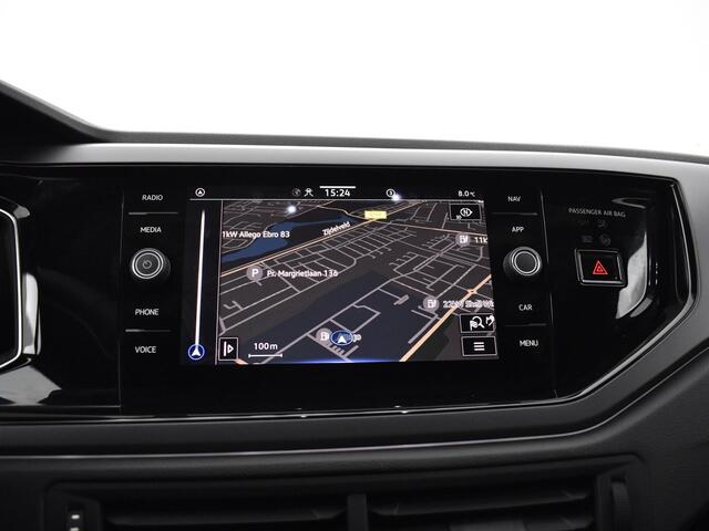 Volkswagen POLO 1.0 Tsi 95pk DSG R-Line · Apple/Android Car Play · P-Sensoren · Navigatie · Stoelverwarming · 17''Inch · Garantie t/m 21-06-2026