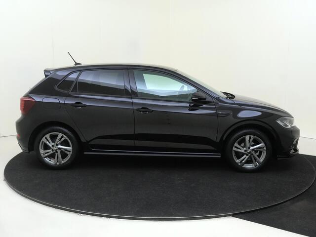 Volkswagen POLO 1.0 TSI R-Line | Achteruitrijcamera | CarPlay | Digital cockpit Pro | Adaptieve cruise control | Elektrisch inklapbare buitenspiegels | Climate control | Parkeersensoren |