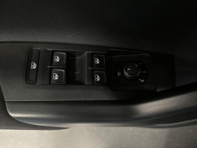 Volkswagen POLO 1.0 TSI 95pk Life · Apple/Android Car Play · Navigatie · P-Sensoren · Getint Glas · 15'' Inch · Garantie t/m 26-10-2027 of 100.000km