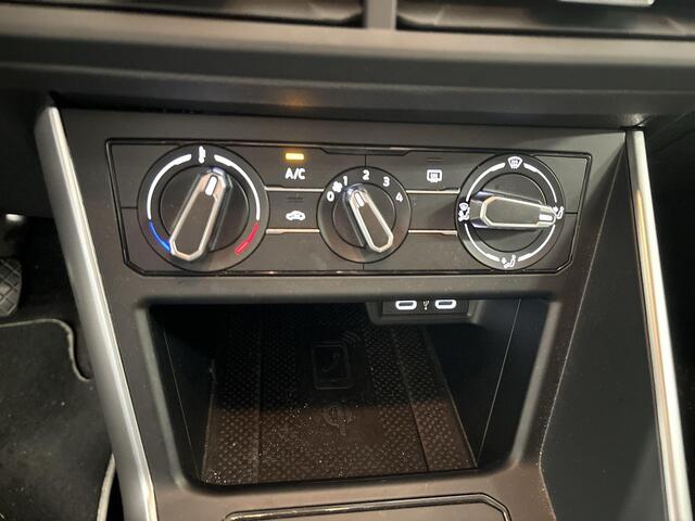 Volkswagen POLO 1.0 TSI 95pk Life · Apple/Android Car Play · Navigatie · P-Sensoren · Getint Glas · 15'' Inch · Garantie t/m 26-10-2027 of 100.000km