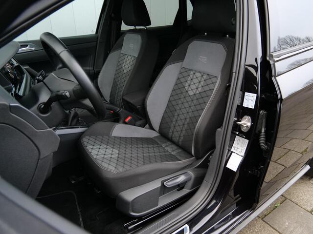 Volkswagen POLO 1.0 TSI R-Line 96 Pk Apple Carplay / DAB / PDC