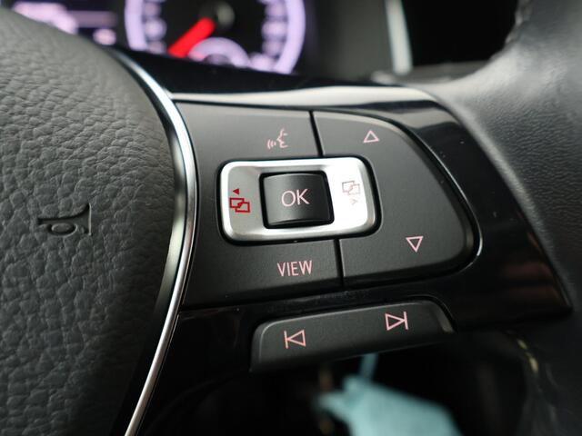 Volkswagen POLO 1.0 TSI R-Line Edition | 95 PK | Multifunctioneel stuurwiel | Parkeersensoren | Cruisecontrol |