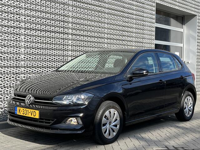 Volkswagen POLO 1.0 TSI Comfortline / Navigatie / Parkeersensoren achter / Airco / **