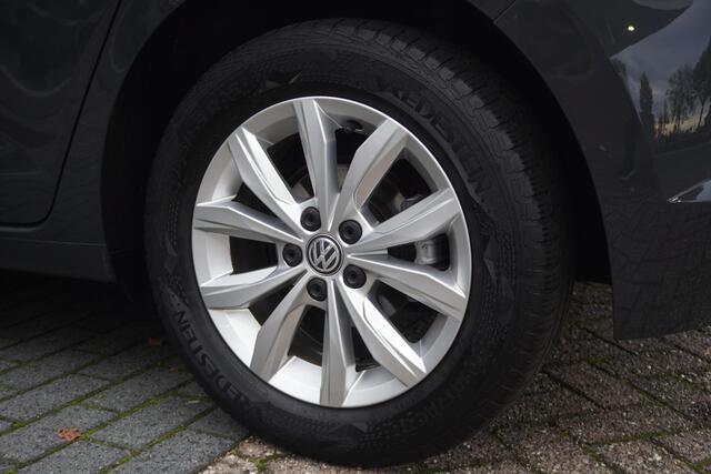 Volkswagen POLO 1.0 TSI 85kW Highline | Carplay | Navi | Cruise | Parkeerhulp | Stoelverw | Trekhaak