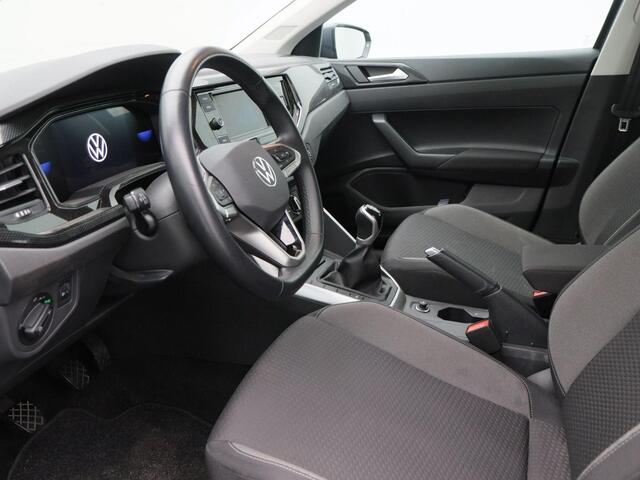 Volkswagen POLO 1.0 TSi Life | Adaptive Cruise | Camera | CarPlay | Parkeersensoren | Digitaal Dashboard | Lederen stuurwiel | 15 Inch | 41.535 Km!!
