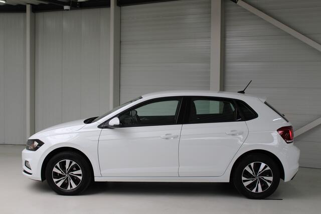 Volkswagen POLO 1.0 TSI Comfortline Navigatie | Lichtmetalen velgen | Airco |