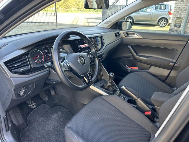 Volkswagen POLO 1.0 TSI Comfortline Carplay Navi LED