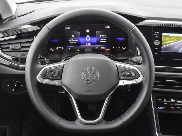 Volkswagen POLO Life Edition 1.0 TSI 95 pk 5 versn. Hand · Achteruitrijcamera · Parkeersensor achter · Velgen 'essex', 15 inch lichtmetaal ·