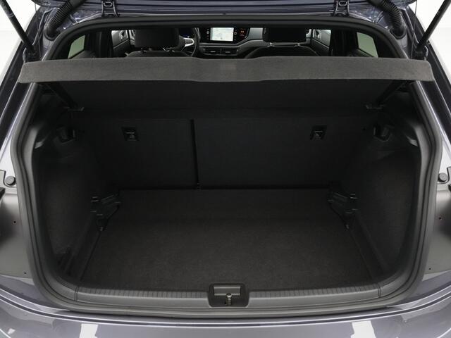 Volkswagen POLO 1.0 TSI 110pk DSG R-Line Business Navigatie Camera Stoelverwarming Acc 287