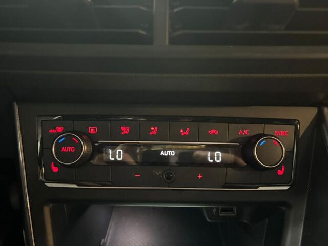 Volkswagen POLO 1.6 TDI R-Line Panorama|Xenon|Camera 2018